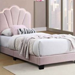 BRAND NEW TWIN PLATFORM BED FRAME ONLY $149