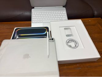 iPad Pro 13 inch M5 1TB WiFi + cellular nano texture glass with Magic Keyboard and pencil pro