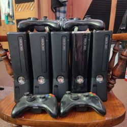 Xbox 360 RGH3 (Modded Xbox) / Play Games For Free
