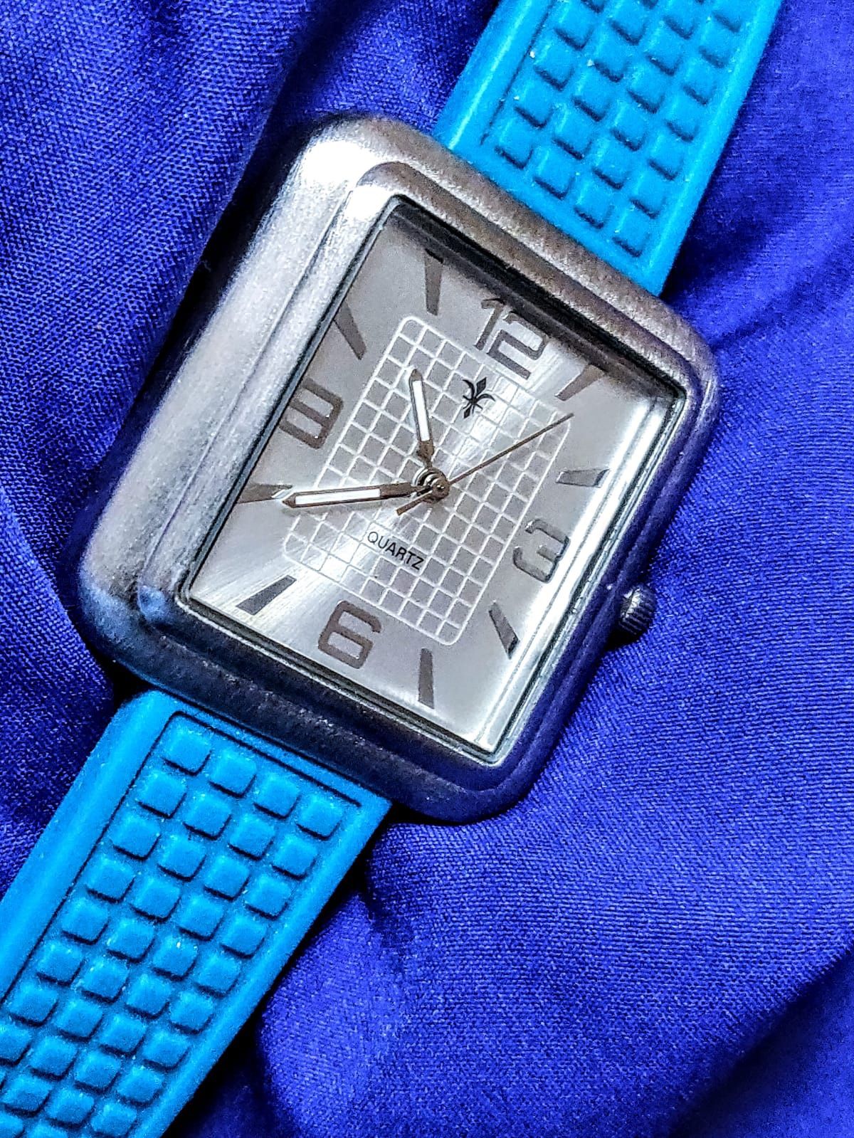 Turquoise Casual Women's Tank Watch