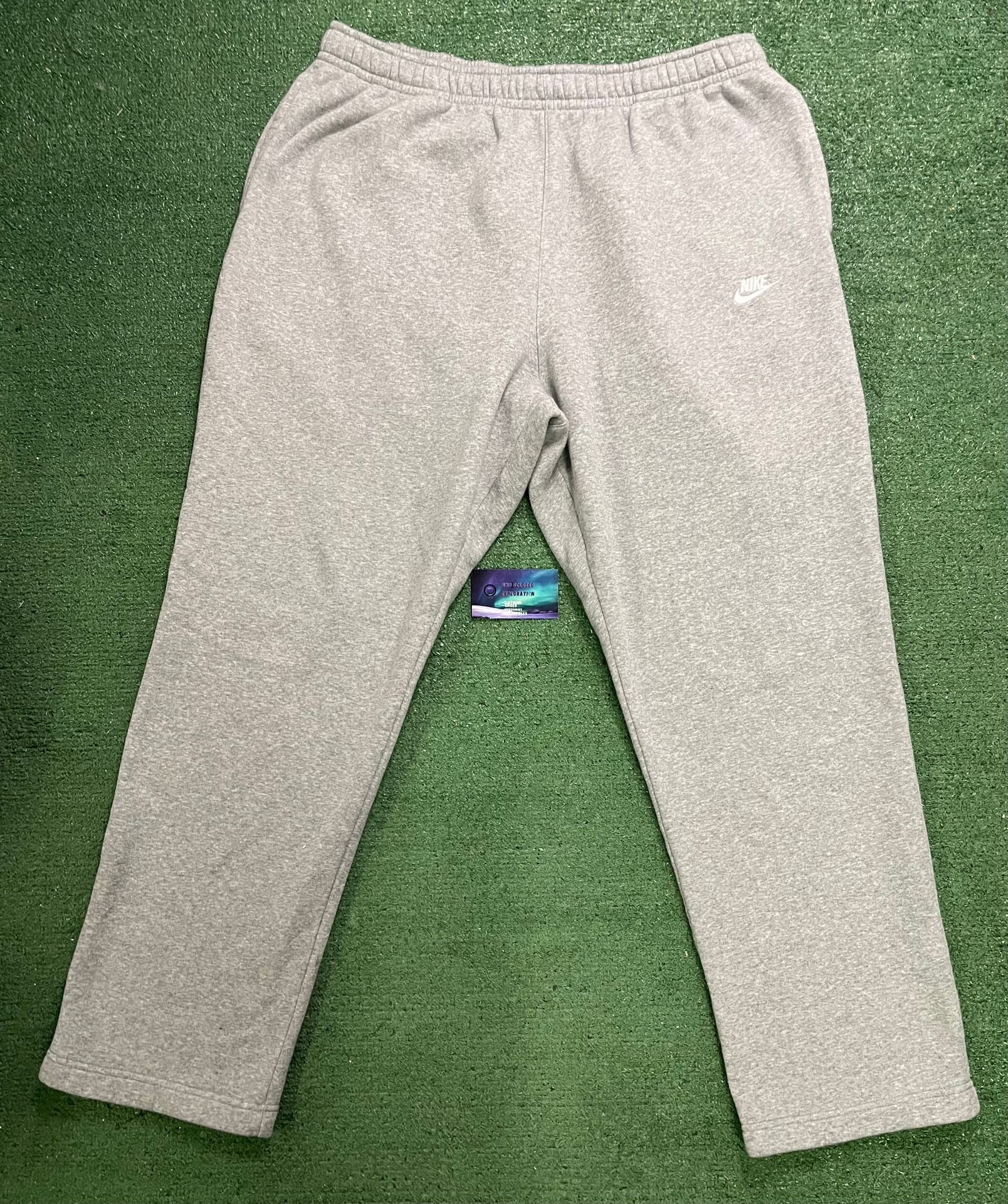 Nike grey fleece sweatpants