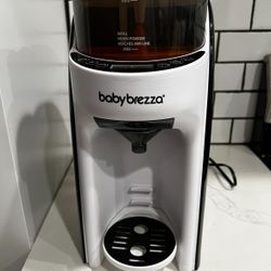Baby Brezza