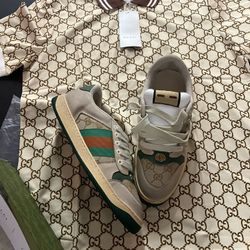 Shoes Sz 9.5, Shirt Sz M