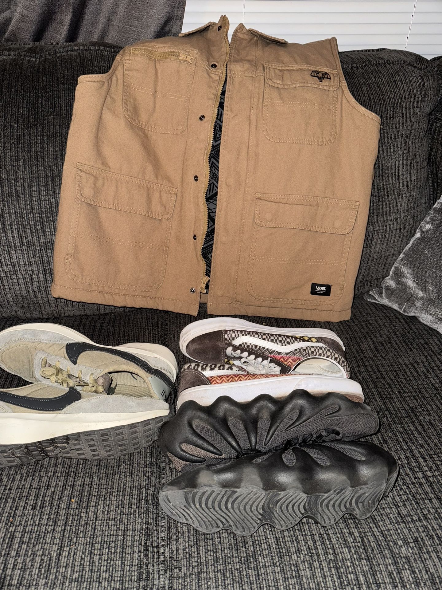 Yezzy/nike/vans For Sale Along With Vans Vest