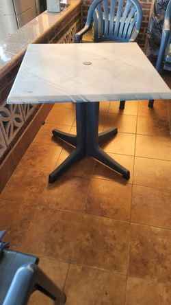 Resin Indoor Or  outdoor table
