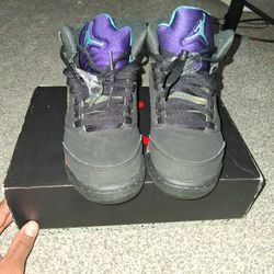 Emerald Fire Red 5s Size 5 Serious Inquiries Only Cash Only 