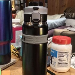 26.45 Oz Stainless Steel Insulated Sports Bottle 