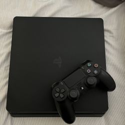 PS4 Slim 1TB