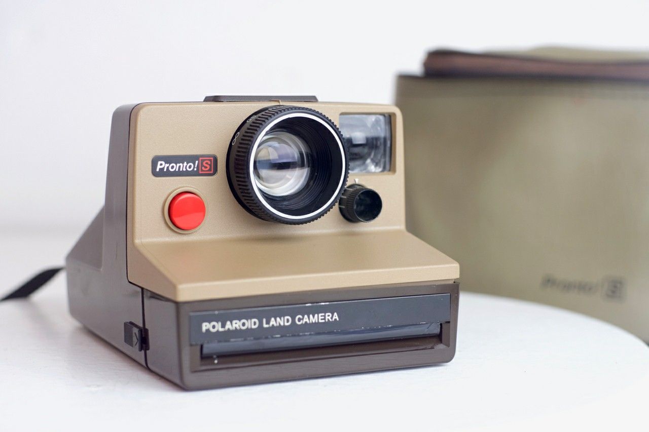 Polaroid pronto film camera