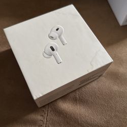 4th Generation Airpods