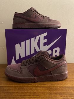 Dunk SB Burgundy Crush 10 Men