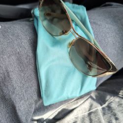 💯 Authentic, Tiffanys & Co. Sunglasses 