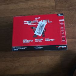 Milwaukee M12 Fuel Drill Set