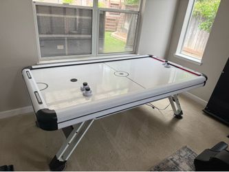 Air Hockey table