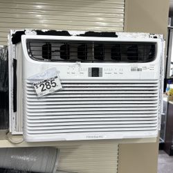 Frigidaire 12000 BTU A/C Unit 