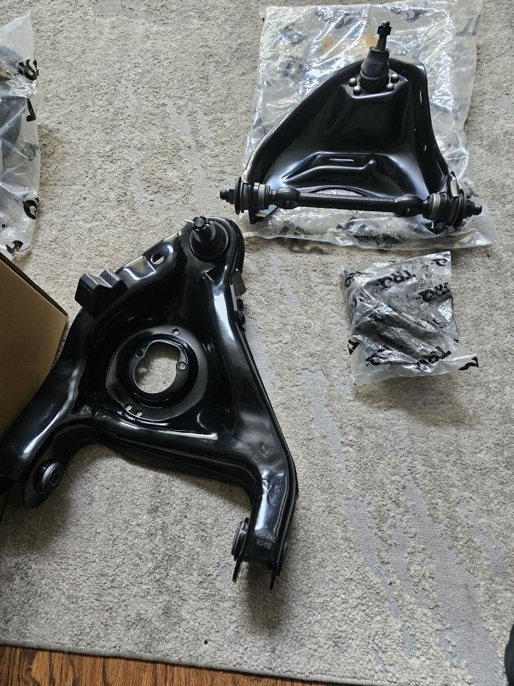 G Body (Monte Carlo, EL Camino) Upper And Lower Control Arms. Stock Brand New!!!