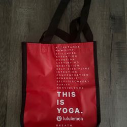 lululemon tote bag