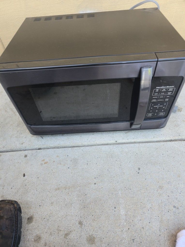 Hamilton Beach Microwave