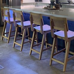 5- Counter Height Barstool with Footrest Natural