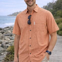 Columbia Men’s Medium Gingham Short Sleeve Button Down Shirt Cotton