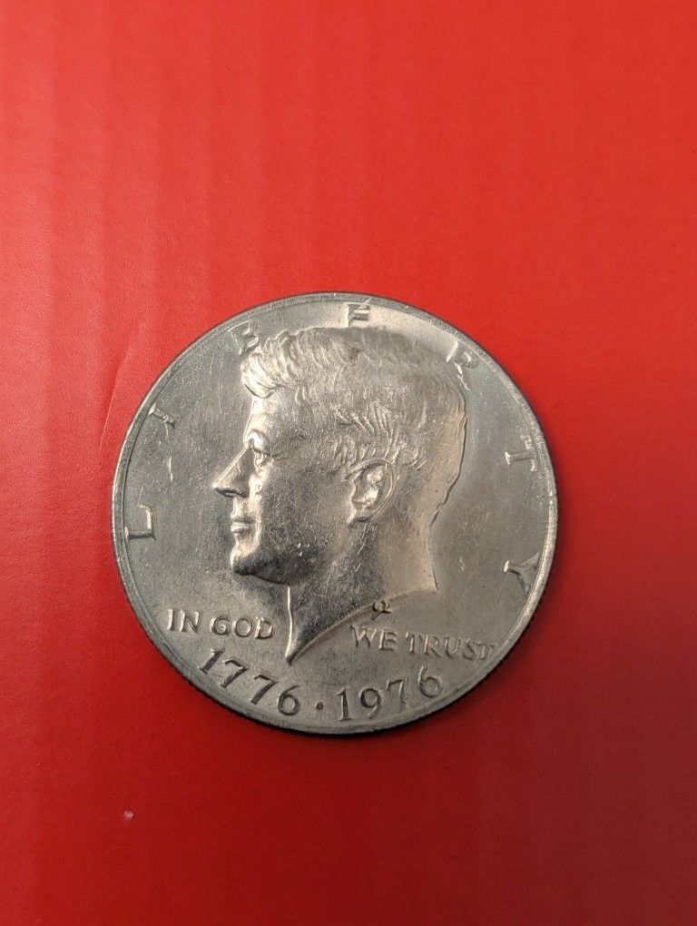 1976 Bicentennial US Kennedy Half Dollar