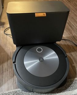 iRobot Roomba J7+