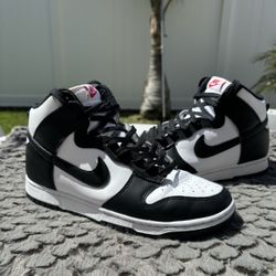 Men’s Size 10 Nike Dunks