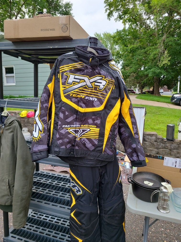 FXR SNOWMOBILE SUIT Garage Sale Today NEW HOPE