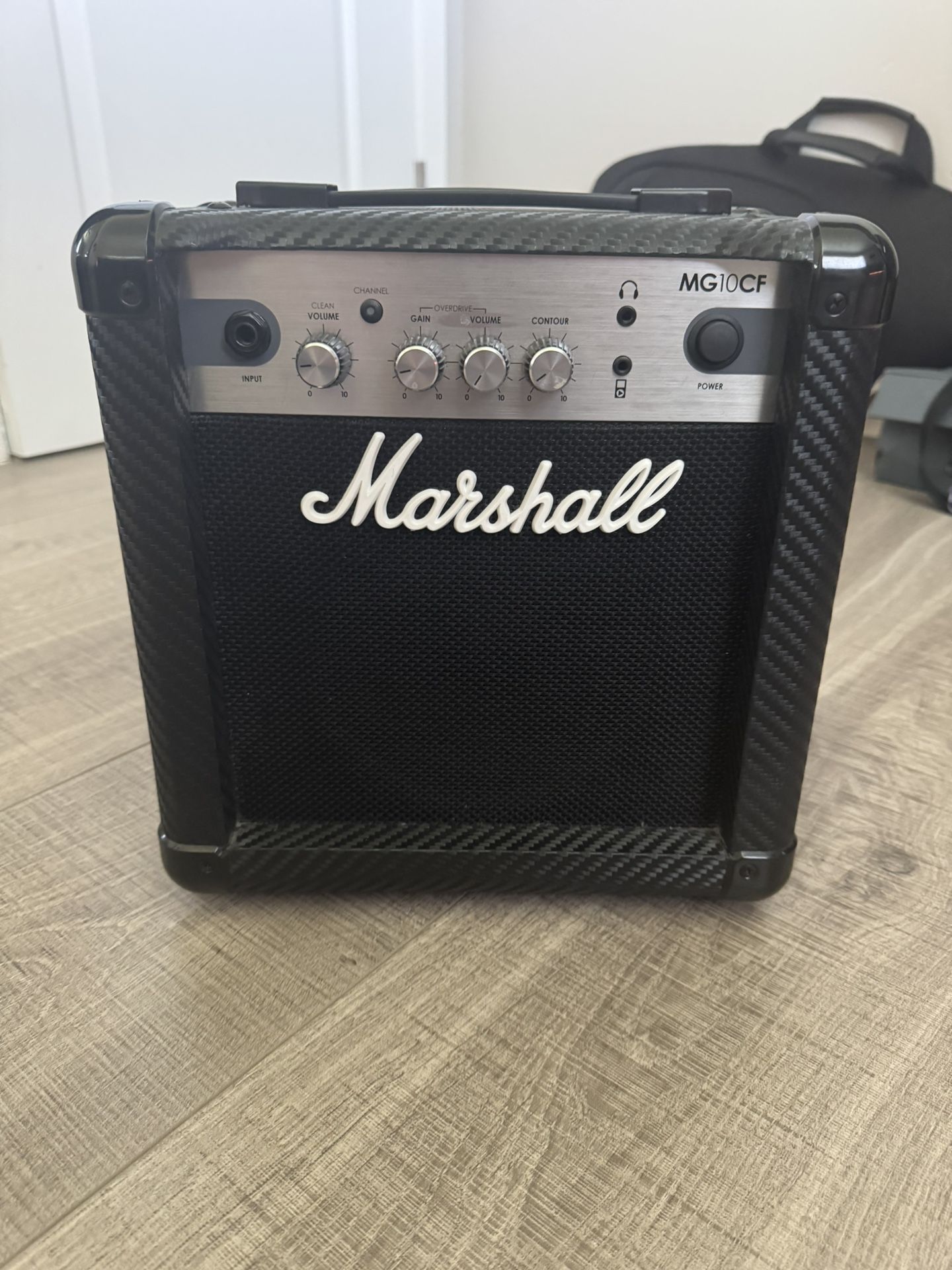 Marshall MG10CF