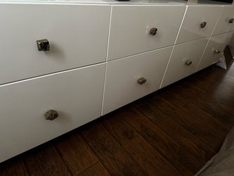 4 door dresser with glass top