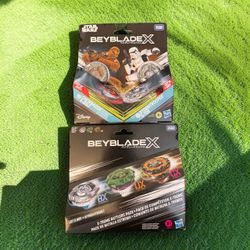 2 Beyblade Lot (Starwars 2 Pack & X-Treme Battlers Pack Battle Tops)