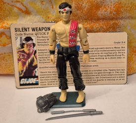 1985 Vintage GI Joe Quick Kick V1 - 100% Complete w/ File Card
