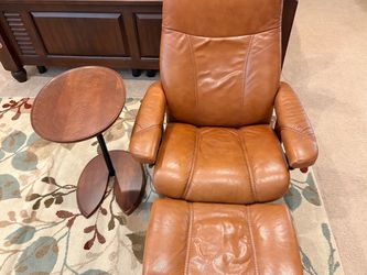 Ekornes Stressless Leather Recliner, Ottoman & Swing Table