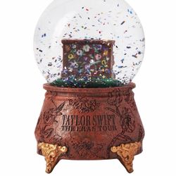 Taylor Swift THE ERAS TOUR Acoustic Piano Snow Globe Brand New In Hand!