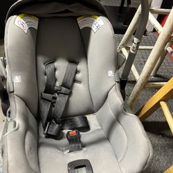 NUNA PIPA Car seat 