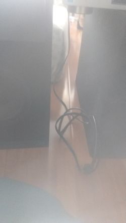 Sound system Pioneer 260 watz and 2 Bose series 3 speakers and Bose bass Acoustimass 7 and boston 404v