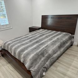 Queen Bed Set, nightstand, dresser, Mattress