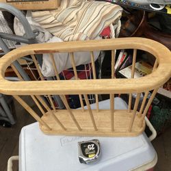 Magazine/newspaper/yarn Holder 