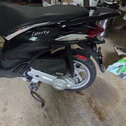2022 Piaggio Liberty 50cc Italian Scooter