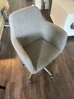 Rolling Modern Desk Chair Gray Good Condition