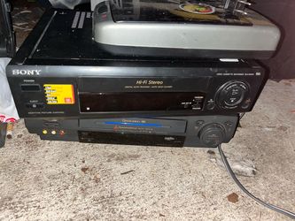 2 vhs players