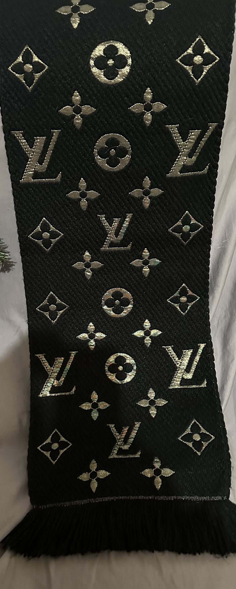 Louis Vuitton Logomania Scarf