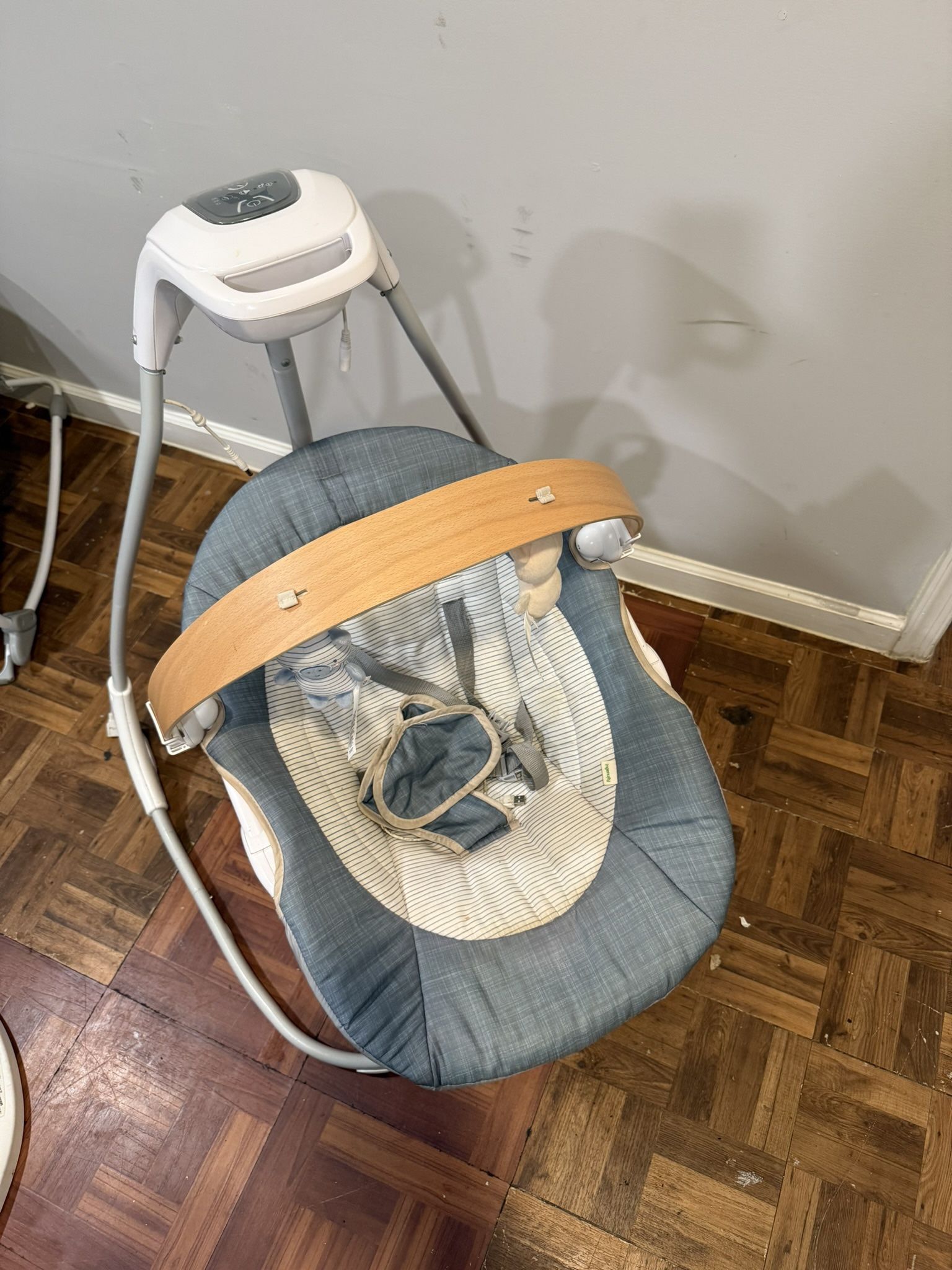 Baby Swing Very Great Working Condition 