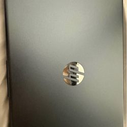 Selling Hp Laptop Windows 11
