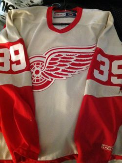 []Hasek DETROIT $$$^^Red Wings^^$$ authentic jersey!!