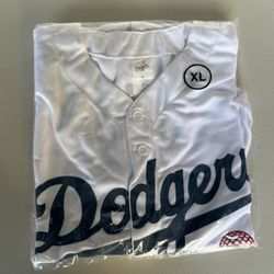 Vin Scully Dodgers Giveaway Jersey