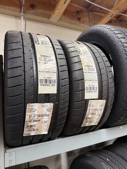 255/35/19 Michelin pilot SS pair