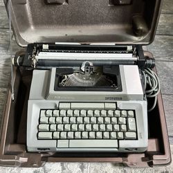 Smith-Corona Coronamatic 2200 Electric Grey Typewriter