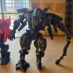 TRANSFORMERS DASH MORE THAN MEETS THE EYE
