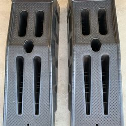 Car Set of 2 Ramps Excellent Condition 